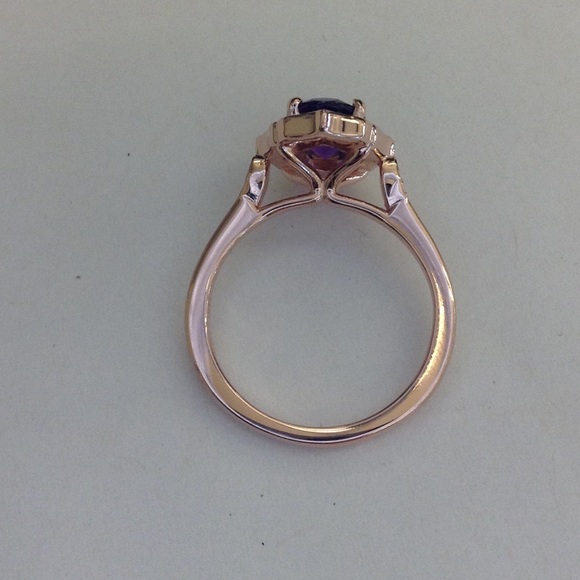 14kt Solid Rose Gold Ring - Picture 3 of 4